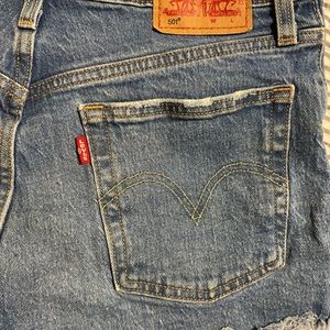 EUC LEVI’S 501 Size 26 Denim Shorts